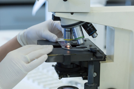 ابزار جامع تشخیصی: SARS-COV-2 ، آنفولانزا A/B و RSV کیت تست سریع